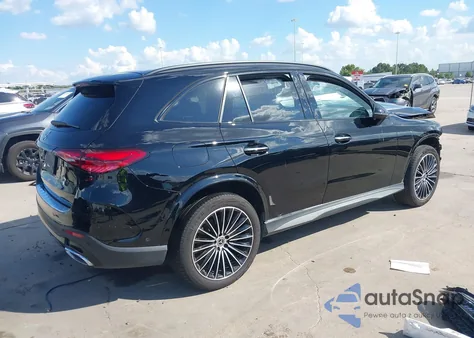 2024 Mercedes-Benz Glc 300 Suv from USA, damaged, VIN W1NKM4GB1RF117021